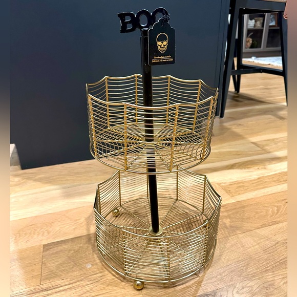 BOO Halloween Gold Metal 2 Tiered Basket Fruit/Snack Counter/Table Halloween NWT - Picture 1 of 7